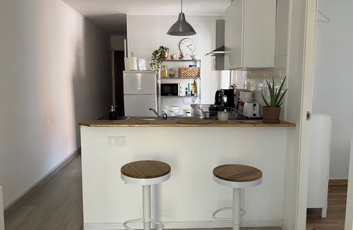 Santa Coloma de Gramenet Apartment | Apartment close to Badalona beach and Barcelona center