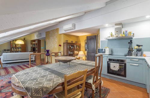 Amelie-les-Bains-Palalda Apartment | Apartment 'Dali - Villa Sainte' with Mountain View, Wi-Fi and Air Conditioning