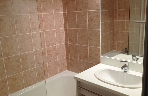 Montgellafrey Apartment | Apartment saint francois longchamp