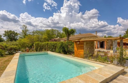 Saint-Laurent-La-Vernede Apartment | Apartment Horizon Provence in Saint Laurent la Vernede - 4 persons, 2 bedrooms