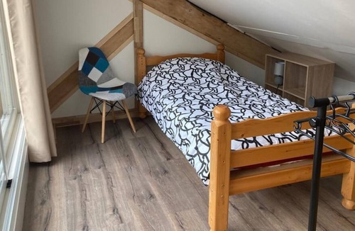 Saint-Vincent-de-Mercuze Apartment | Apartment