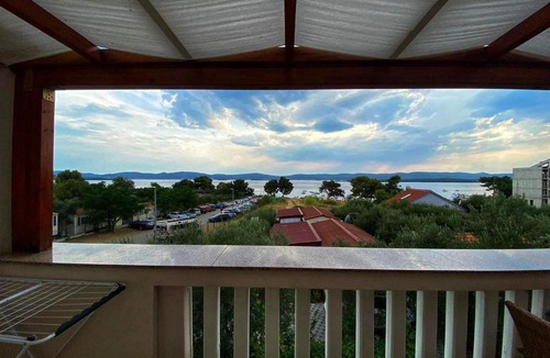 Sveti Filip i Jakov Apartment | Apartman Danijel