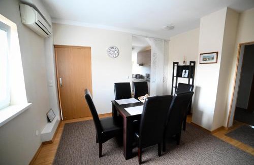 Velika Gorica Apartment | Apartman EMA