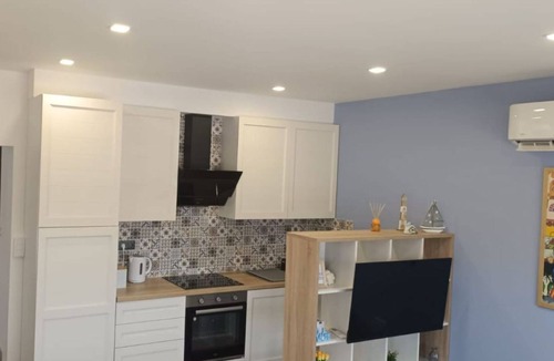 Opuzen Apartment | Apartman Family Covic 2 by Villas Guide