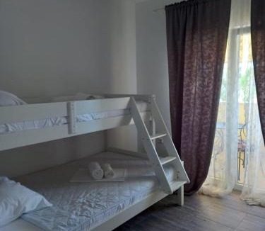 Gradac Apartment | Apartman Iva