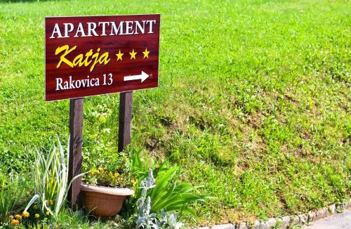 Rakovica Apartment | Apartman Katja