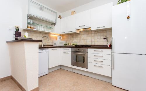 Batomalj Apartment | Apartman Maledi