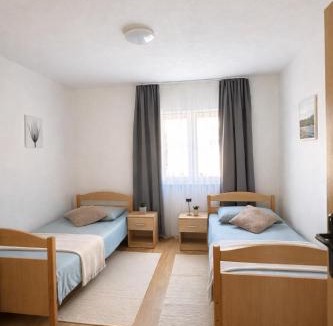 Golubic Apartment | Apartman Mila