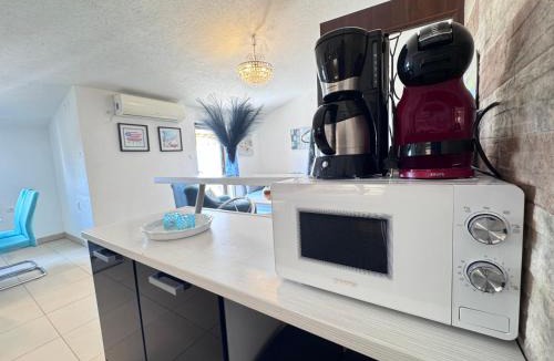 Omisalj Apartment | Apartman "Sabine" with heated pool