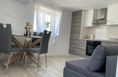 Bicine Apartment | Apartman Toni