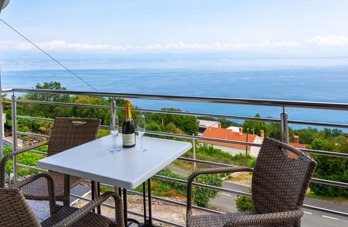Mosenice Apartment | Apartman Zora 1 by Villas Guide