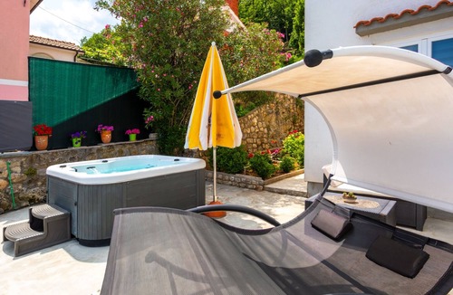 Mosenice Apartment | Apartman Zora 3 by Villas guide