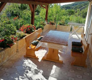 Mundanije Apartment | Apartmani Anđelo i Ružica