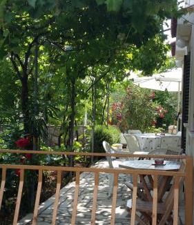 Cres Apartment | Apartmani Ana Schon