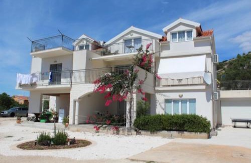 Primosten Burnji House | APARTMANI BELVEDERE BILO