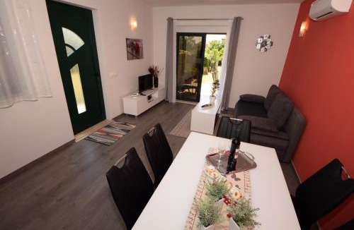 Orebic Apartment | Apartmani Dora i Kati