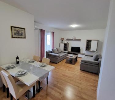 Starigrad Apartment | Apartmani Goga