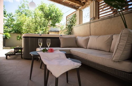 Valbandon Apartment | Apartmani M&C, Jacuzzi pool, Nationa Park Brijuni Islands, old town Fažana