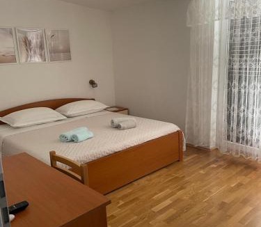 Grebastica Apartment | Apartmani Marija