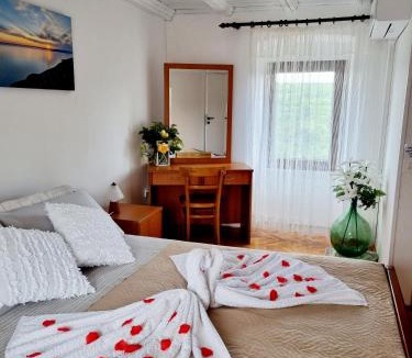 Cres Apartment | Apartmani Milenko Lubenice