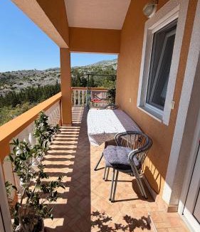 Tribanj Apartment | Apartmani Mirjana