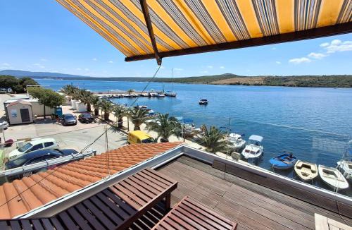 Posedarje Apartment | Apartmani More Luxury apartment with whirpool and terace 50 m2