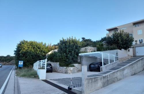Lozica Apartment | Apartmani NIKA