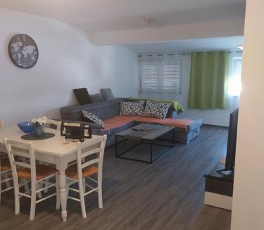 Spadici Apartment | Apartmani PERLA 55