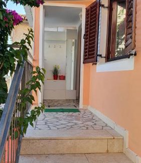 Cunski Apartment | Apartmani Sirovica