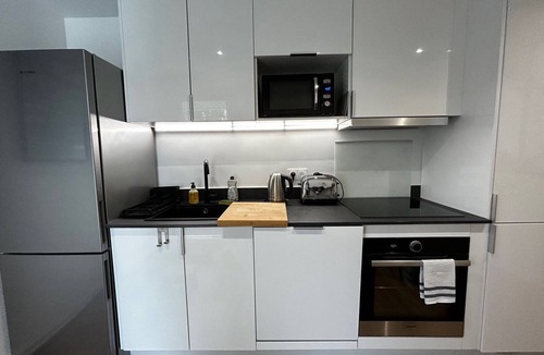 Le Chesnay Apartment | Apartment Le Chesnay - Versailles Bright, unoverlooked, 10 minutes from the chateau.