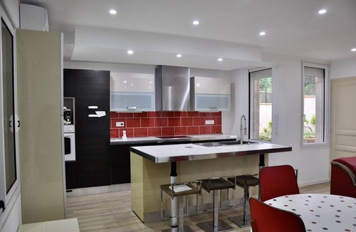 Montesquieu-des-Alberes Apartment | Apartment, two bedrooms, in a quiet village, starting point for many hikes