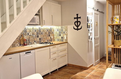 Saint-Laurent-d'Aigouze House | Apartment with pool in the Camargue - family time in a great complex