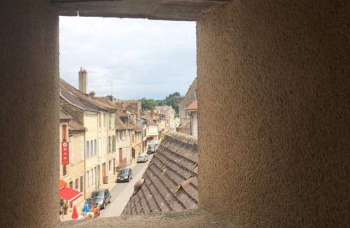 Saint-Yrieix-la-Perche Apartment | Apartment L'Arédien