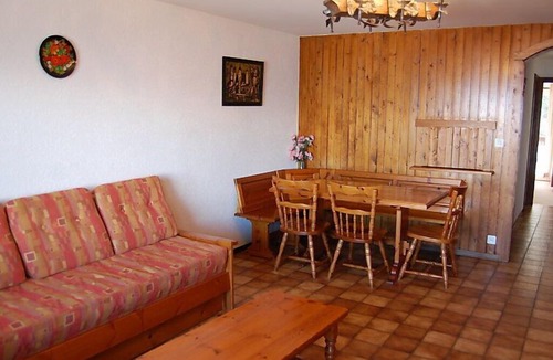 Saint-Pierre-de-Clages Apartment | Apartment Eden Roc 63 in Nendaz - 2 persons, 1 bedrooms