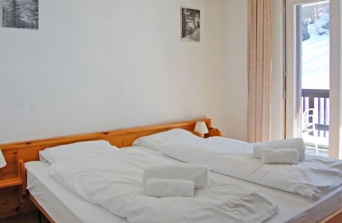 Saint-Pierre-de-Clages Apartment | Apartment Eden Roc 63 in Nendaz - 2 persons, 1 bedrooms