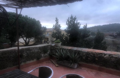 Sant Climent Sescebes Apartment | Apartment in rural house