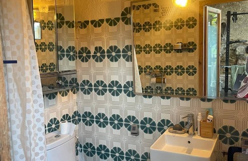 Sant Climent Sescebes Apartment | Apartment in rural house