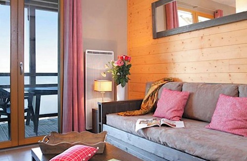 Font-Romeu-Odeillo-Via Apartment | Apartment in the heart of the Font-Romeu resort with Swimming pool/Sauna/Hammam