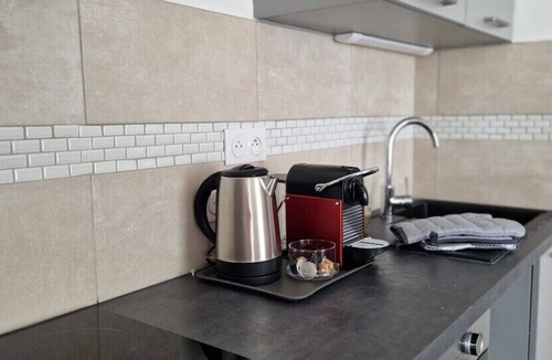 La Ferte-sous-Jouarre Apartment | Apartment-Private Bathroom