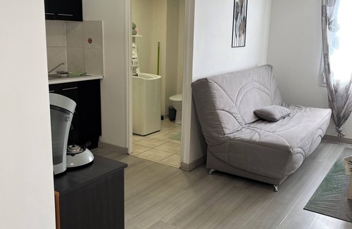 Villeneuve-les-Beziers Apartment | APARTMENT IN LOFT