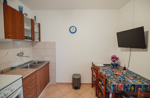 Ivan Dolac Apartment | Apartments Antun (33181-A4) - Ivan Dolac - island Hvar