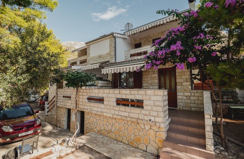 Ivan Dolac Apartment | Apartments Antun (33181-A4) - Ivan Dolac - island Hvar