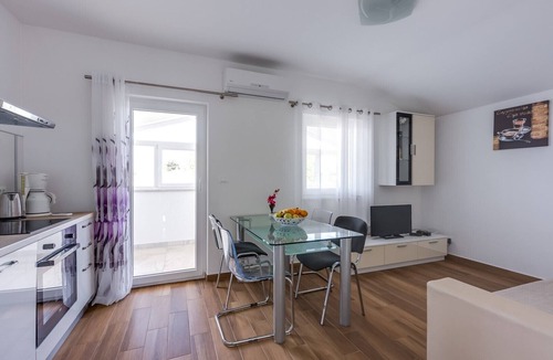 Stranici kod Nove Vasi Apartment | Apartments Jelena/Apartment No.4 with Balcony