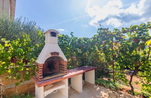 Stari Grad Apartment | Apartment 4 Olives (61691-A1) - Stari Grad - island Hvar