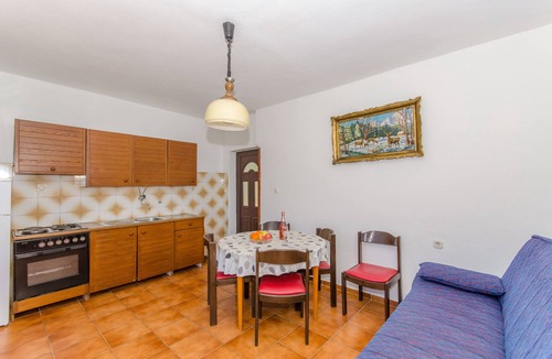 Stomorska Apartment | Apartments Drazen (59221-A3) - Stomorska - island Solta