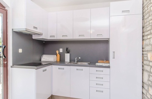 Stomorska Apartment | Apartments Drazen (59221-A5) - Stomorska - island Solta