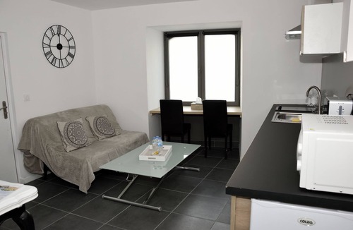 Brelevenez Apartment | Apartment 01 Déco