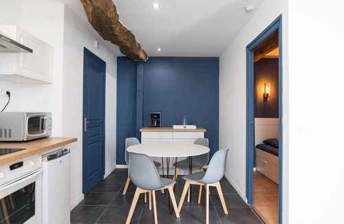 Lannion Apartment | Apartment 03 Marine theme