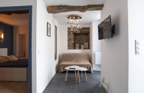 Lannion Apartment | Apartment 03 Marine theme