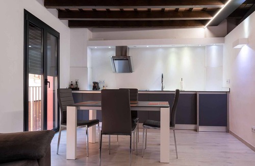 Olot Apartment | APARTMENT 1-2